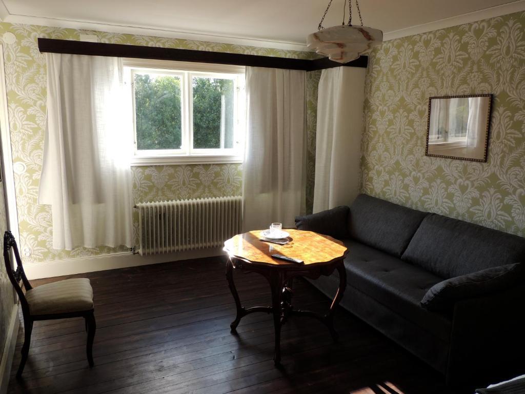 Ardrebo B&B Ljugarn Стая снимка